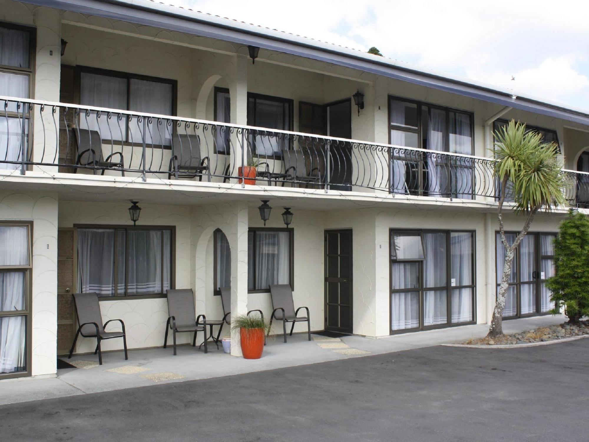 Motel Villa Del Rio Whangarei Esterno foto